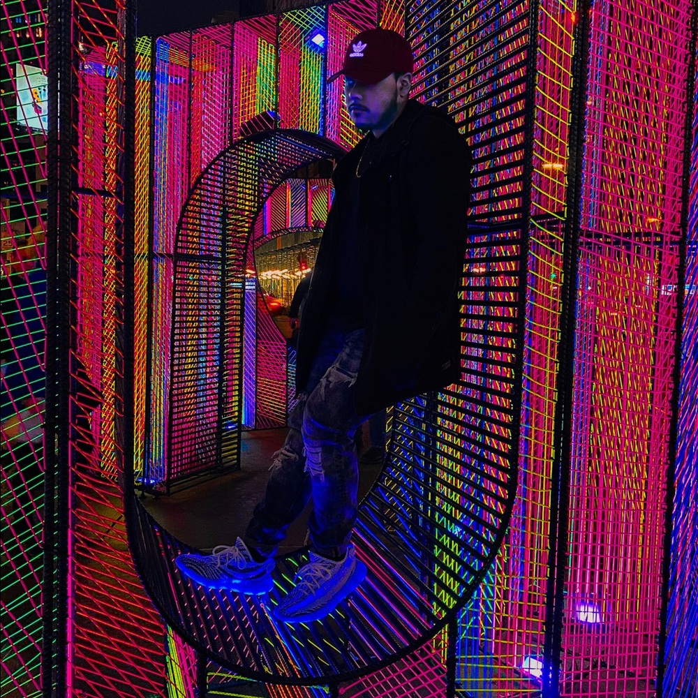 Meet your Posher, Armando